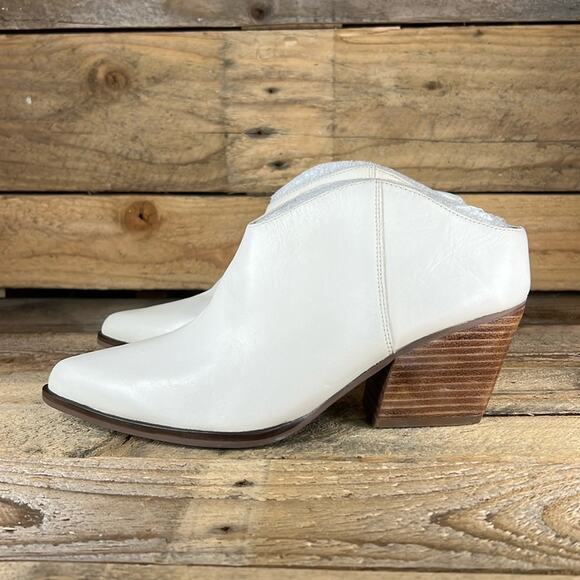 Seychelles Fancy Affair Western Booties - Off-White - 7 - New without box - Picture 1 of 9